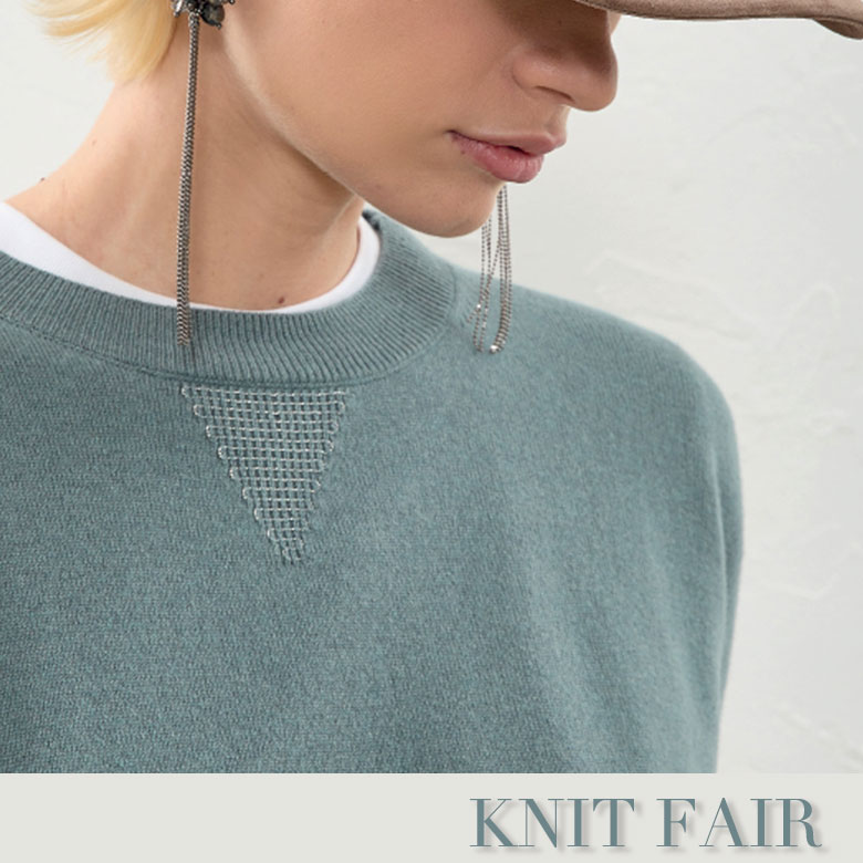 重ねても軽やか、冬が楽しくなるニット特集